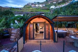 Vista de un glamping en la isla de Madeira