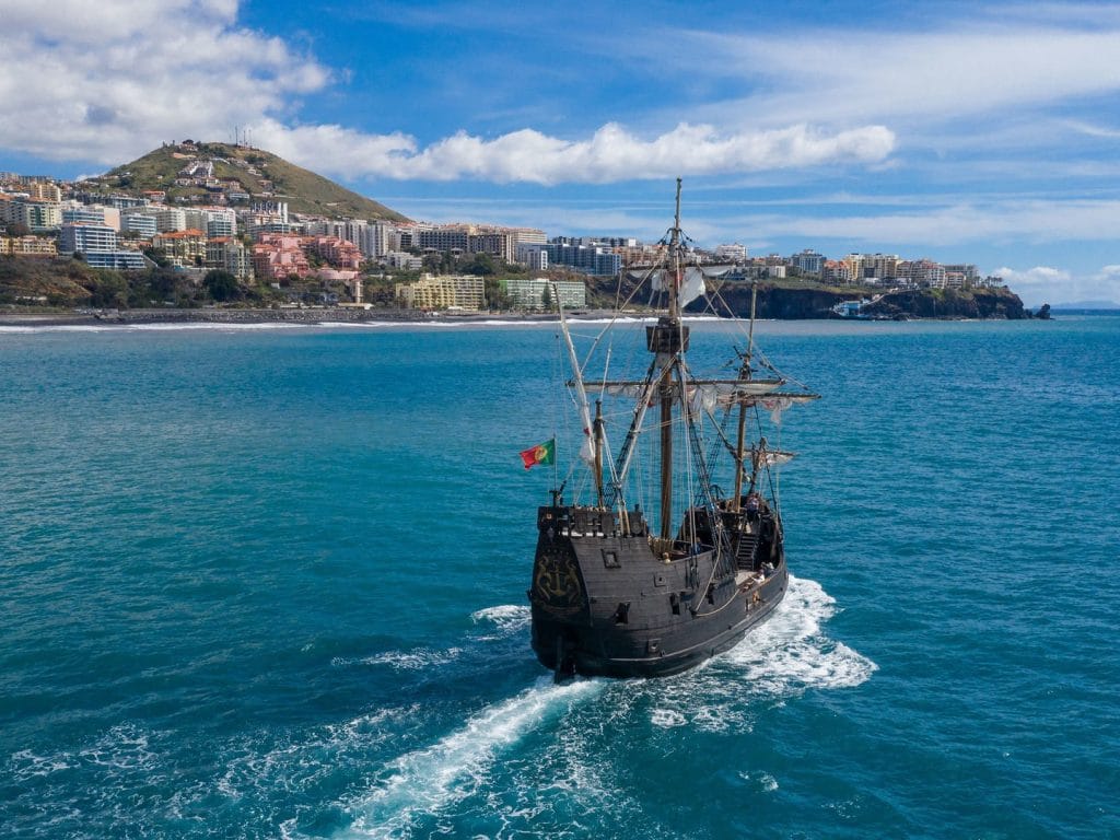 Paseo en barco en Funchal, una de las mejores cosas que hacer