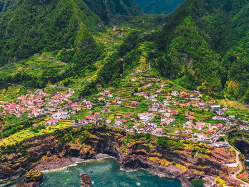 Pueblo de Seixal en la isla de Madeira